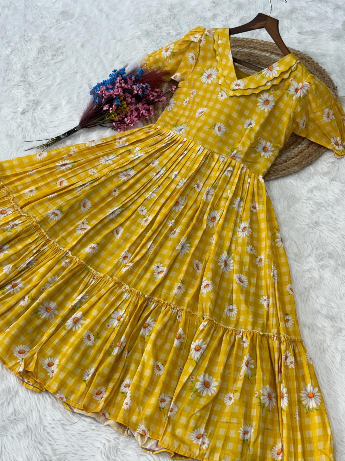 Ruffle Collar Floral Dress
