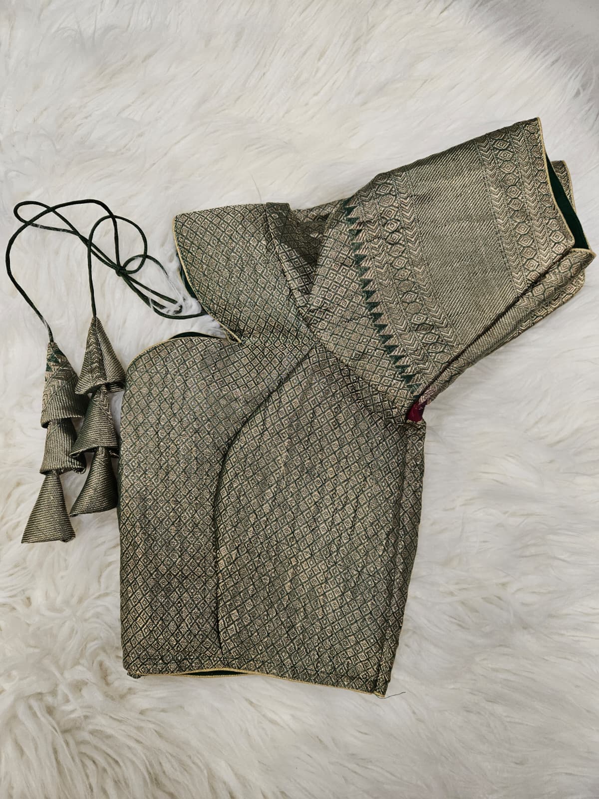 Olive Green Brocade Blouse with Pink Banarasi Saree – Traditional Silk Saree Set
