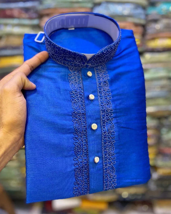 Embroidered Festive Kurta