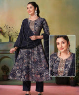 Elegant Floral Embroidered Kurti Set