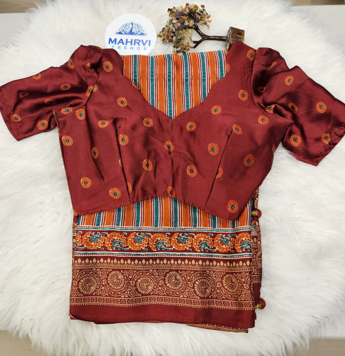 Maroon Puff Sleeve Designer Blouse with Traditional Printed Saree – Classic Ethnic Saree Set