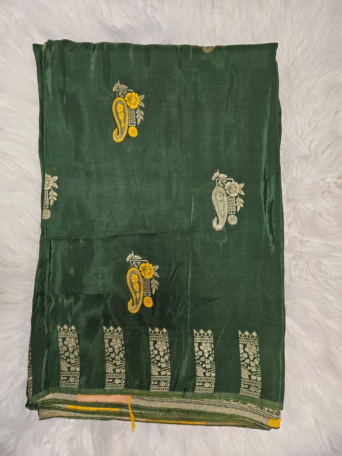 Pink Silk Saree Blouse with Black Banarasi Saree – Traditional Indian Ethnic Wear
